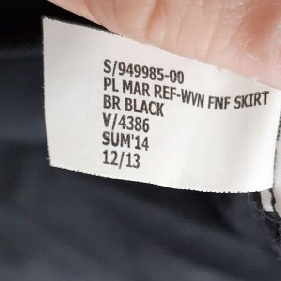 Banana Republic Women's Pleated A-Line Tennis Skirt Stretch Zip Black Size 12 - Picture 9 of 10